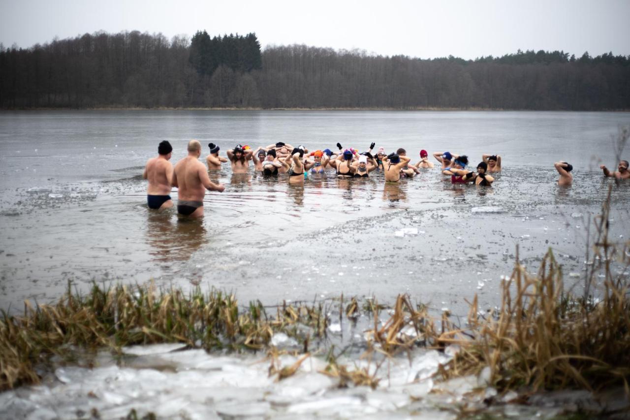 Agroturystyka Nad Jeziorem Sopien Brzozie Buitenkant foto